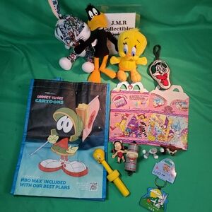 Vintage Looney Tunes Collectibles Lot: Plush Toys, Figurines, Tote Bag, and Keyr